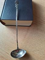 Bowllepel met mooi motief op de steel, Ophalen