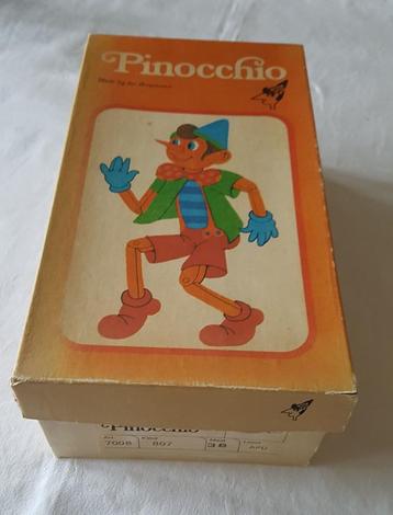 Vintage Pinocchio schoenendoos beschikbaar voor biedingen