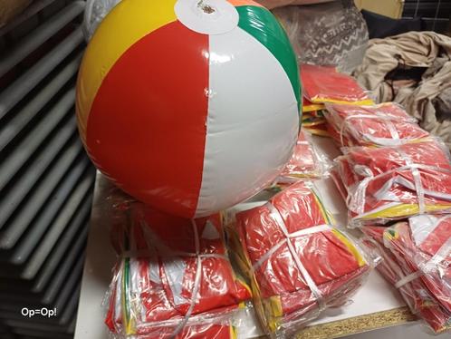 NIEUWE Strandbal multi-color opblaasbaar ø 30 cm vanaf €0,89, Kinderen en Baby's, Speelgoed | Buiten | Opblaasfiguren, Nieuw, Ophalen of Verzenden