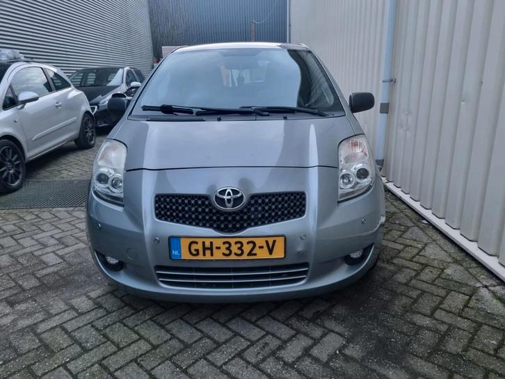 Toyota Yaris 1.0 12V Vvt-i 3DR Terra 2006 Grijs, Auto's, Toyota, Bedrijf, Yaris, Benzine, B, Hatchback, Handgeschakeld, Geïmporteerd