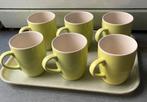 6 geel/groene bekers TAMS ENGLAND, Ophalen of Verzenden, Zo goed als nieuw, Overige stijlen, Kop(pen) en/of Schotel(s)