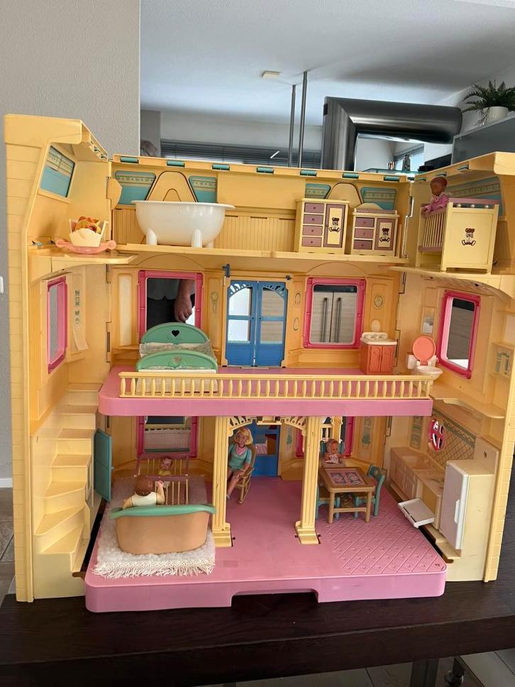 Fisher price poppenhuis. Jaren 80/90, Kinderen en Baby's, Speelgoed | Poppenhuizen, Zo goed als nieuw, Poppenhuis, Ophalen