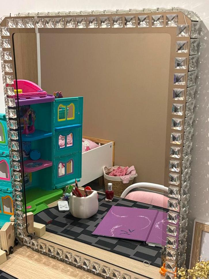 Stijlvolle LED Spiegel met Kristallen Rand, Huis en Inrichting, Woonaccessoires | Spiegels, Zo goed als nieuw, 50 tot 75 cm, Minder dan 100 cm