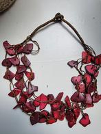 Ketting gemaakt met kokosnoten, Ophalen of Verzenden, Nieuw, Overige materialen