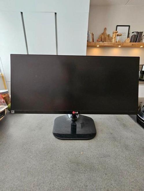LG 25UM65-P monitor, Computers en Software, Monitoren, Zo goed als nieuw, 60 Hz of minder, Touchscreen, Ultrawide, Kantelbaar