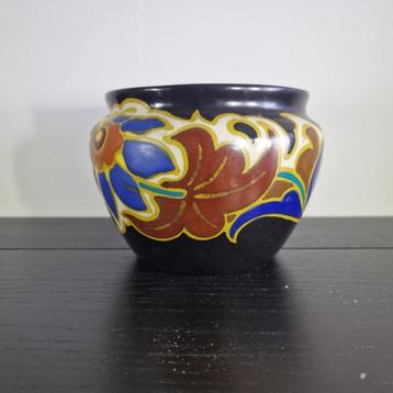Plateel bloempot 1926-1932 beschikbaar voor biedingen