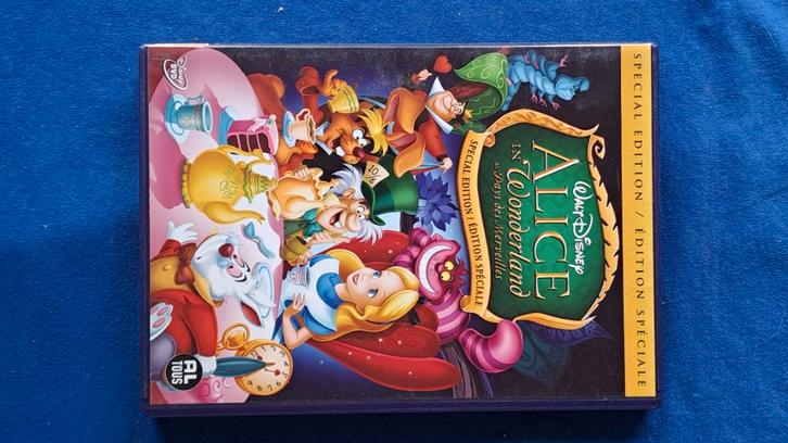 Alice in Wonderland, Cd's en Dvd's, Dvd's | Tekenfilms en Animatie, Zo goed als nieuw, Amerikaans, Vanaf 9 jaar, Ophalen of Verzenden