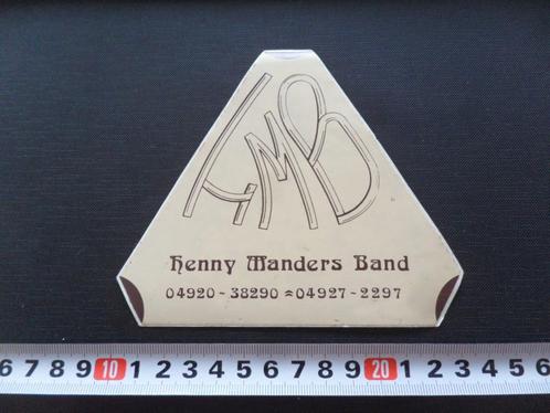 sticker Helmond Mierlo Henny Manders Band, Verzamelen, Stickers, Zo goed als nieuw, Bedrijf of Vereniging, Ophalen