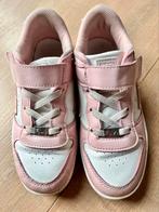 Leuke wit/roze sneakers van Fila., Meisje, Schoenen, Ophalen of Verzenden, Gebruikt