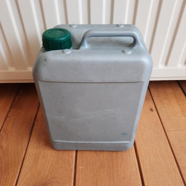 Jerrycan grijs groene dop - 5 liter - 1 stuks -, Auto diversen, Overige Auto diversen, Ophalen of Verzenden