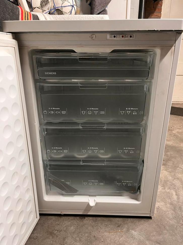 Siemens Diepvries, Witgoed en Apparatuur, Vriezers en Diepvrieskisten, Gebruikt, Vrijstaand, Vrieskast, 85 tot 120 cm, Minder dan 60 cm