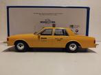 Chevrolet Caprice Classic yellow cab Taxi Mcg 1:18 KRD, Ophalen of Verzenden, Zo goed als nieuw, Auto, Overige merken