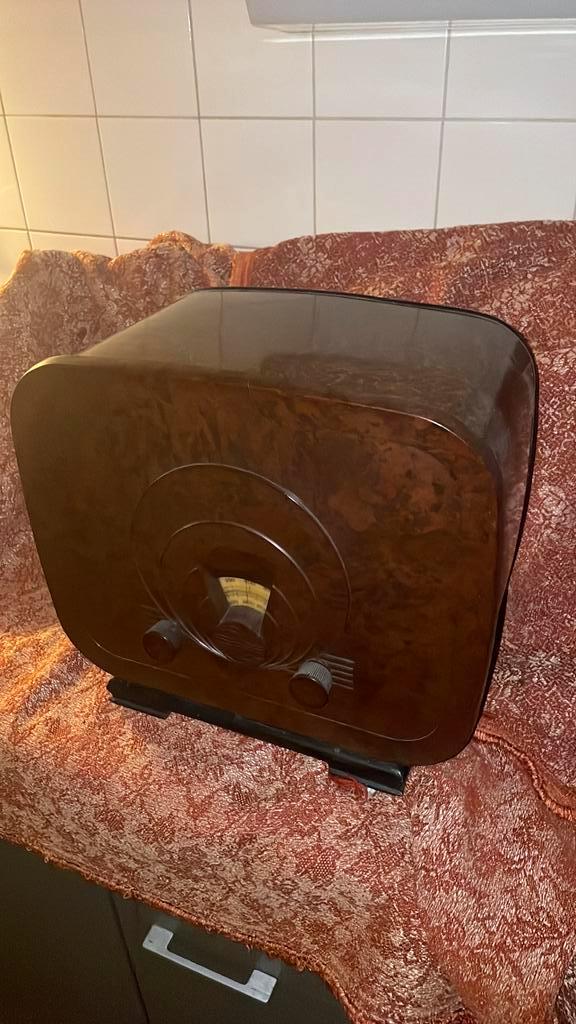 Philips Radio 824A, Antiek en Kunst, Antiek | Tv's en Audio, Ophalen of Verzenden