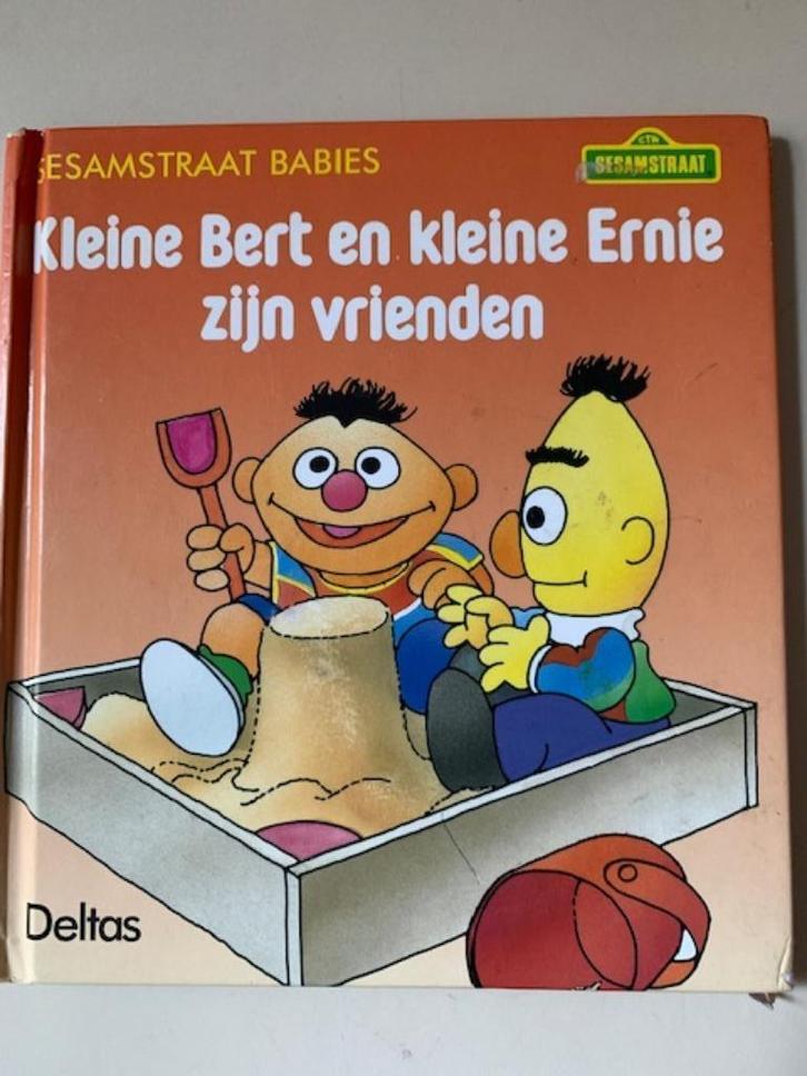 Voorleesboek: Kleine Bert en Ernie zijn vrienden Sesamstraat, Boeken, Kinderboeken | Kleuters, Gelezen, Fictie algemeen, 4 jaar