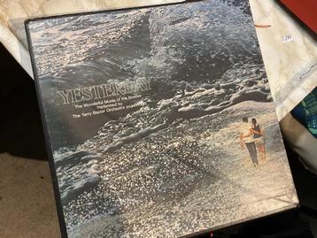 LP-boxset (5x LP) Yesterday, muziek van The Beatles beschikbaar voor biedingen