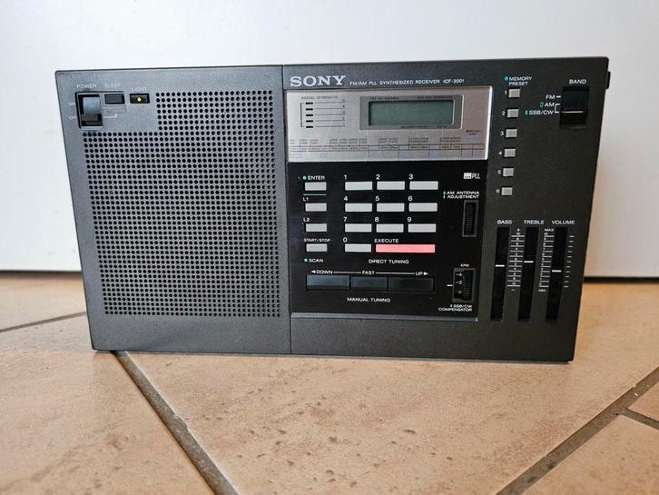 zeer mooie Sony ICF 2001 ontvanger, Telecommunicatie, Zenders en Ontvangers, Gebruikt, Ontvanger, Ophalen of Verzenden