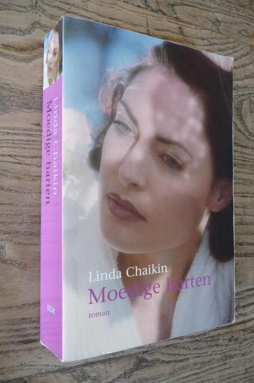 Moedige harten - Linda Chaikin (christelijke roman), Boeken, Romans, Zo goed als nieuw, Nederland, Ophalen of Verzenden