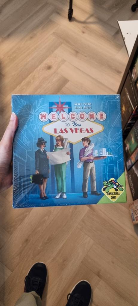 Welkom in New Las Vegas - Nieuw in Seal!, Hobby en Vrije tijd, Gezelschapsspellen | Bordspellen, Nieuw, Een of twee spelers, Drie of vier spelers