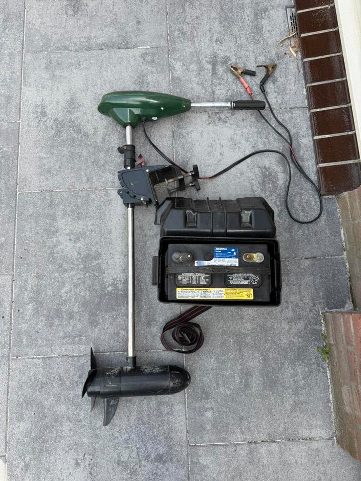 JRC 44Lbs electro moter met accu, Watersport en Boten, Hengelsport | Karpervissen, Gebruikt, Overige typen, Ophalen