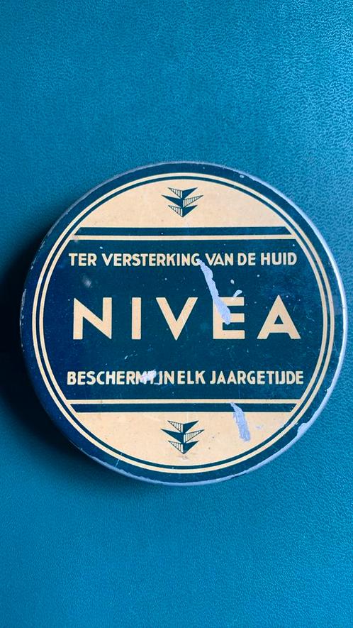 Oud Nivea zalfblikje, Verzamelen, Blikken, Overige, Overige merken, Ophalen of Verzenden