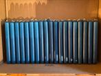 60 vintage nieuwe blauwe kaarsen van de Bijenkorf, Nieuw, Minder dan 25 cm, Blauw, Ophalen of Verzenden