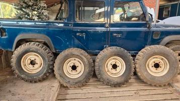 landrover  dikke Banden op velg 900x16 beschikbaar voor biedingen
