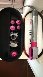 mijn originele Dyson Airwrap Volume+ Shape HS01 fuchsia, Sieraden, Tassen en Uiterlijk, Uiterlijk | Haarverzorging, Ophalen, Zo goed als nieuw