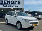 Mitsubishi Outlander 2.0 PHEV Instyle+, Auto's, Zwart, 4 cilinders, Wit, Vierwielaandrijving
