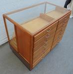 Prachtige toonbank vitrine ladekast winkelkast, Huis en Inrichting, Kasten | Ladekasten, Gebruikt, 100 tot 150 cm, 5 laden of meer