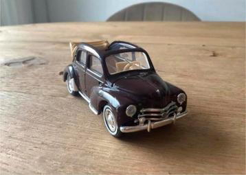 Renault 4CV cabrio van Solido beschikbaar voor biedingen