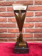 bijzonder vormgegeven bronzen beeld van een uil, Ophalen of Verzenden, Brons