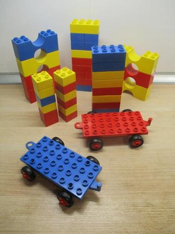 Duplo Lego diverse kleuren met wagentjes beschikbaar voor biedingen