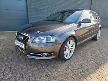 Audi A3 1.2 Tfsi S-Line77KW Sportback 2011 Grijs zeer netjes beschikbaar voor biedingen
