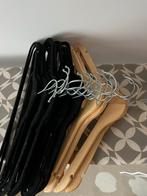 Diverse kledinghangers - Hout & Fluweel, Kleding | Dames, Ophalen, Gebruikt, Hout, Volwassenen