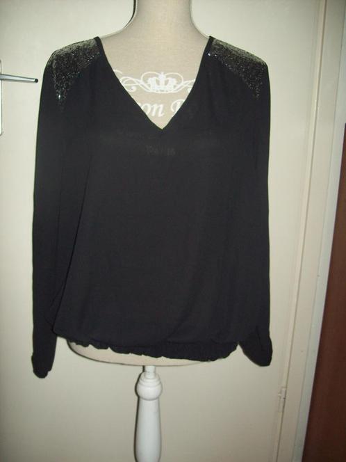 NIEUW! Mooie zwart chiffon pailletten blouse maat 0XL 44 46, Kleding | Dames, Blouses en Tunieken, Nieuw, Maat 42/44 (L), Zwart