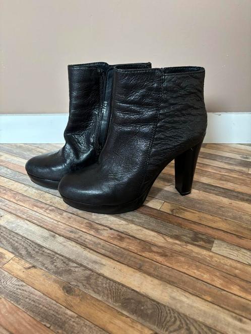 Sascha Leren Enkellaarsjes Maat 38, Kleding | Dames, Schoenen, Zo goed als nieuw, Lage of Enkellaarzen, Zwart, Ophalen of Verzenden