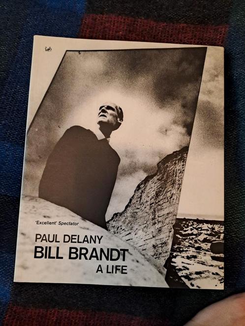 Excellent Spectator Paul Delany Bill Brandt a life, Boeken, Kunst en Cultuur | Fotografie en Design, Zo goed als nieuw, Fotografen