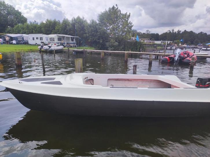 Opknap boot, Watersport en Boten, Motorboten en Motorjachten, Gebruikt, Polyester, Tot 6 meter, Benzine, Buitenboordmotor, Minder dan 10 pk