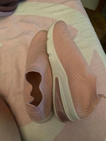Roze Instap Sneakers - Maat 40 beschikbaar voor biedingen