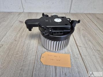 Toyota Yaris 4 2020 - 2025 kachelmotor aanjager blower €40 beschikbaar voor biedingen