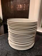 24 borden van Ikea. ZGAN, Ophalen, Zo goed als nieuw, Overige stijlen, Bord(en)