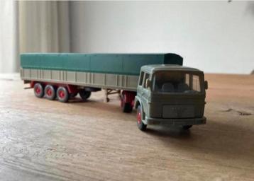M.A.N. diesel plus oplegger van Wiking Berlin W beschikbaar voor biedingen