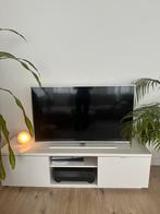 TV Bench, white gloss, IKEA BYAS, Ophalen, Zo goed als nieuw, 25 tot 50 cm, Minder dan 100 cm