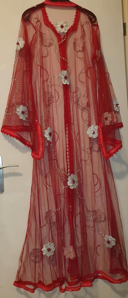 Rode Kaftan met Zilveren Details -Maat L - Ophalen in denhg., Kleding | Dames, Jurken, Gedragen, Maat 42/44 (L), Rood, Onder de knie