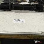 BMW E46 320 coupe 2001   Luchtrooster set