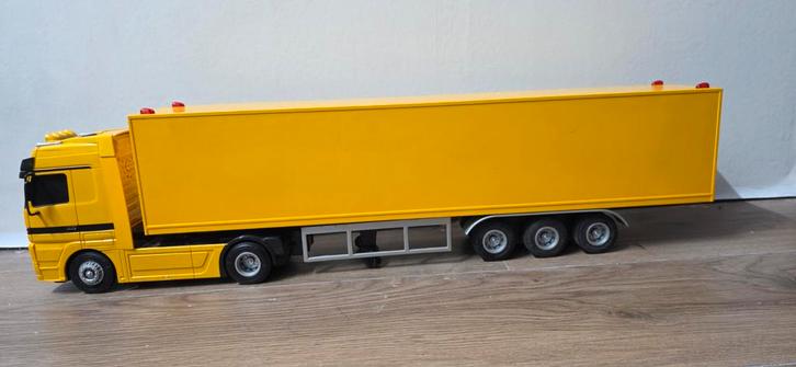Mercedes Actros RC Truck - Project, Hobby en Vrije tijd, Modelauto's | 1:5 tot 1:12, Gebruikt, Bus of Vrachtwagen, 1:9 t/m 1:12