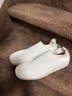 3 paar witte nieuwe Hush Puppies instappers maat 40/41/42, Ophalen of Verzenden, Zo goed als nieuw, Wit, Instappers