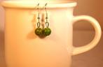 oorbellen van 8 mm kraal groen,, Sieraden, Tassen en Uiterlijk, Oorbellen, Overige materialen, Hangers, Nieuw, Ophalen of Verzenden
