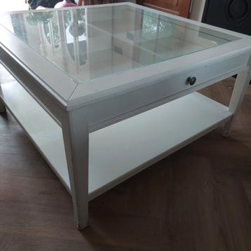Liatorp salontafel 93 cm x 93 cm x 51 cm beschikbaar voor biedingen