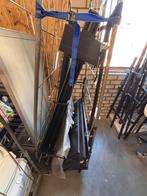 Diverse digital signage / monitor / instore, Audio, Tv en Foto, Projectieschermen, Ophalen, Elektrisch